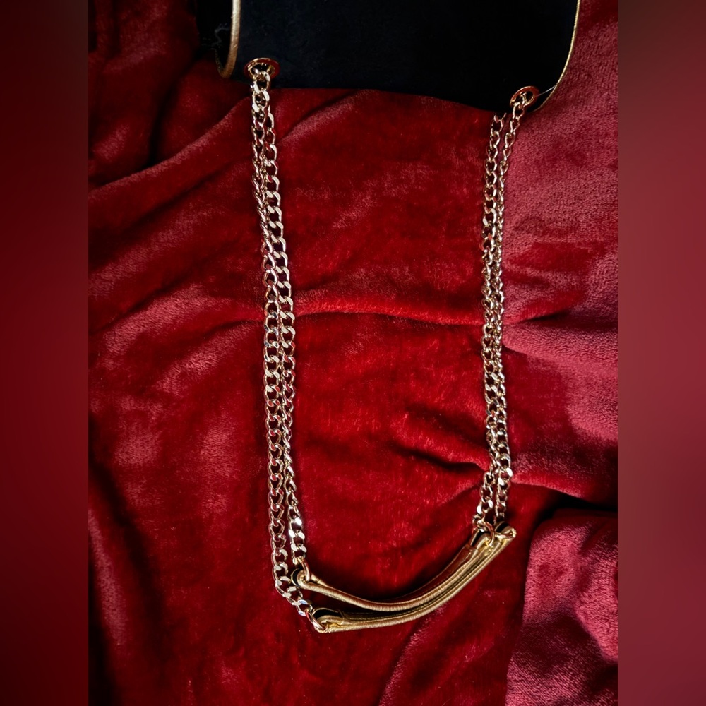 Michael Kors Suede Crossbody Black Bag with Gold Chain “Sloan” - Picture 6 of 15